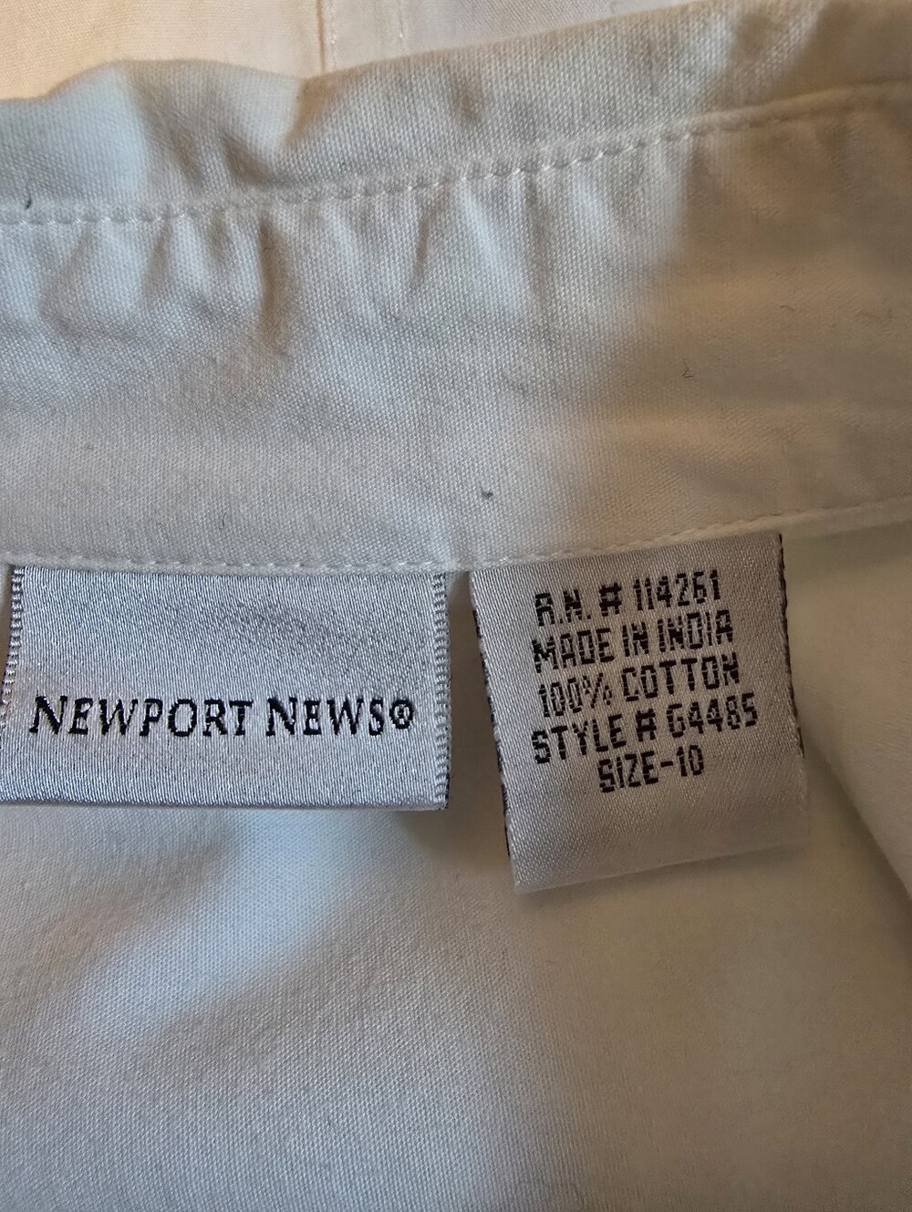 women's white blouse - Picture 7 of 7